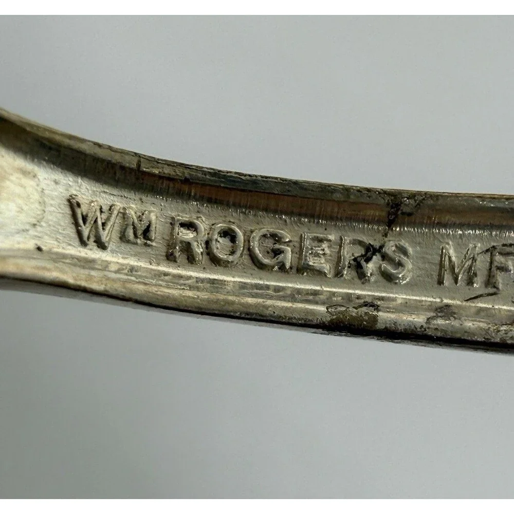 Wm Rogers AA Silverplate Ice Cream Spoon‎ Vintage Small Dessert Flatware